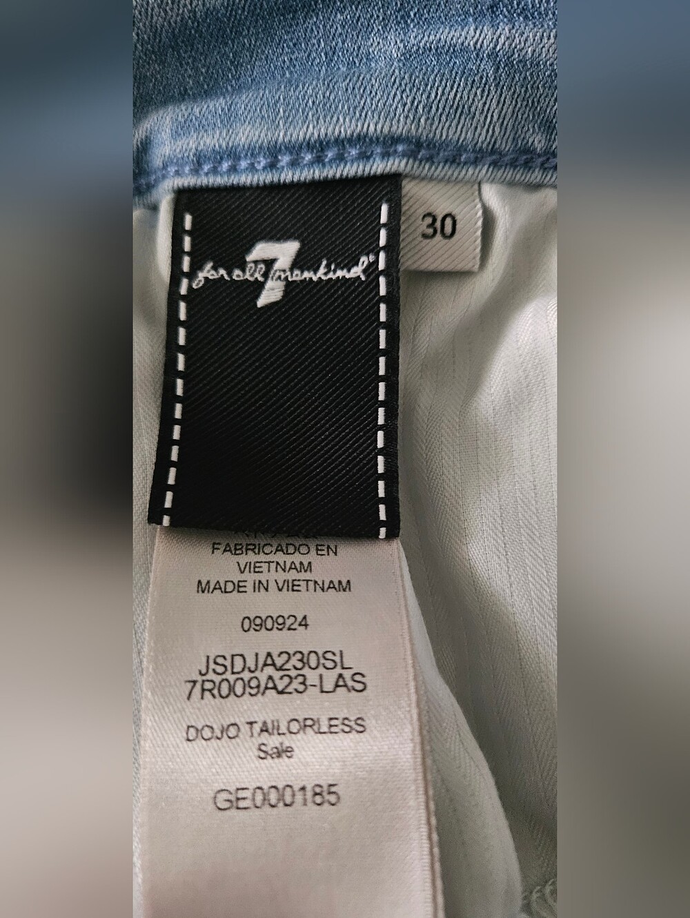 7 For All Mankind Dojo Tailorless Flare Trouser Jeans NWT Size 30 - Picture 5 of 9